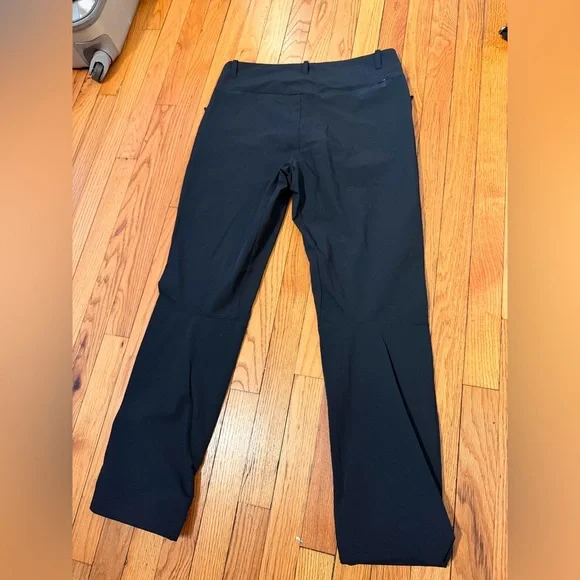 NWOT Mammut hiking outdoor sport active athletic Men's Black Cargo Pants